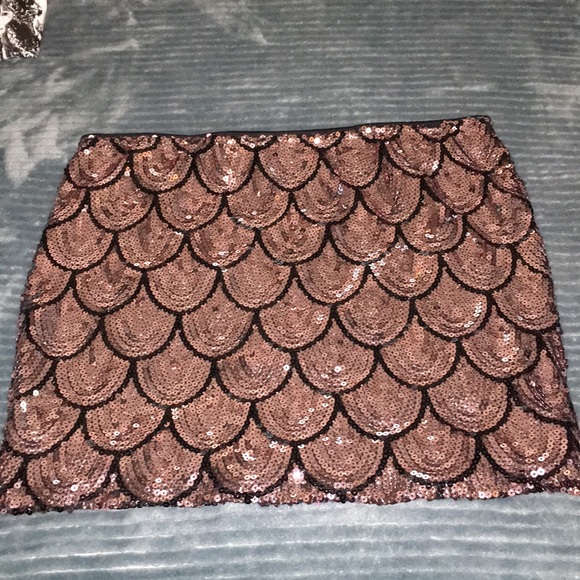 Lily Rose Dresses & Skirts - Pink sequin skirt